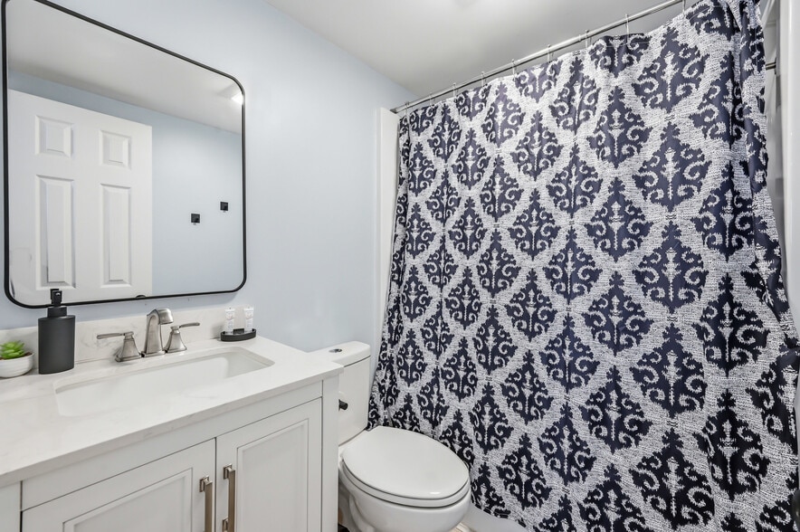 More Photos Of 5214 Old Lake Rd, Geneva Apartments For Sale