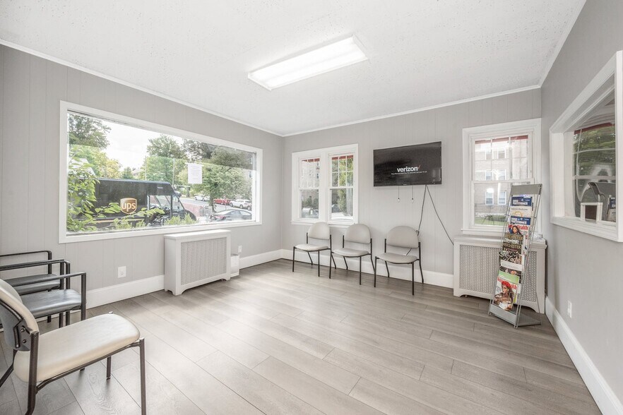 More Photos Of 504 Gramatan Ave, Mount Vernon Medical For Lease