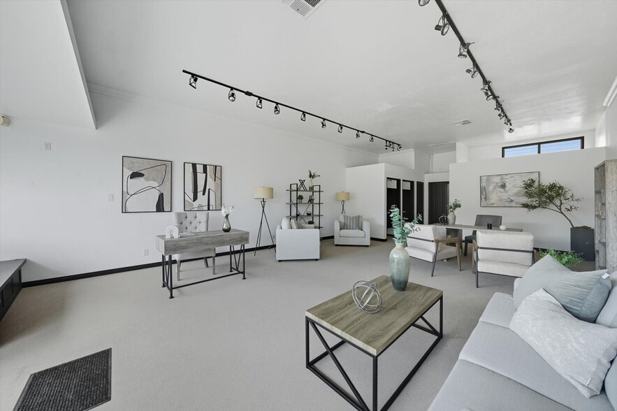 More Photos Of 901-909 S Pacific Coast Hwy, Redondo Beach Storefront For Sale