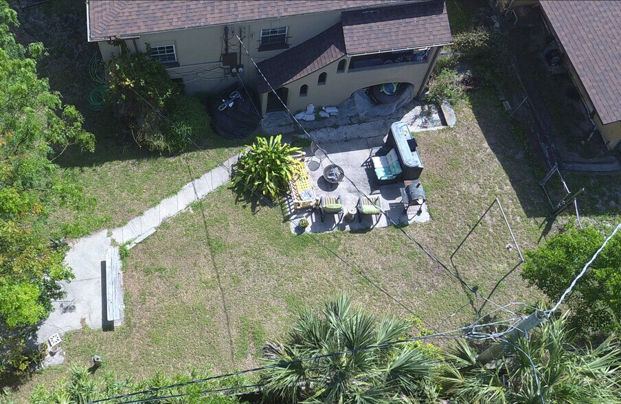 More Photos Of 627 N Oleander Ave, Daytona Beach Multifamily For Sale