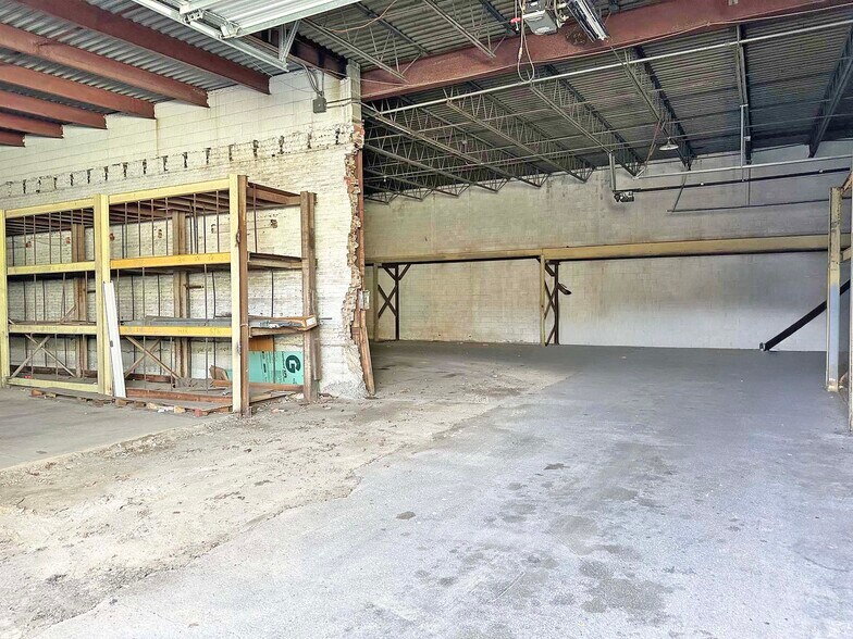 More Photos Of 540 S Main St, Wilkes-Barre General Retail For Sale