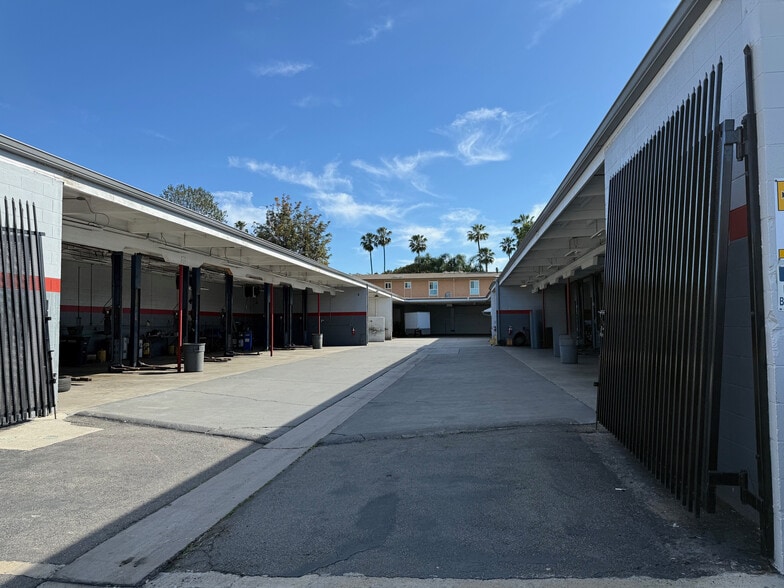 More Photos Of 2480-2490 Harbor Blvd, Costa Mesa Auto Dealership For Sale