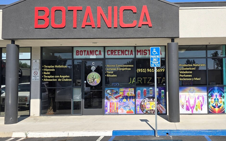 More Photos Of 3330 E Florida Ave, Hemet Unknown For Lease