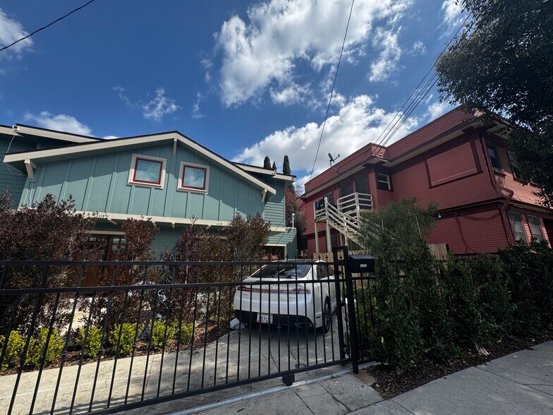 More Photos Of 2119 S Union Ave, Los Angeles Apartments For Sale