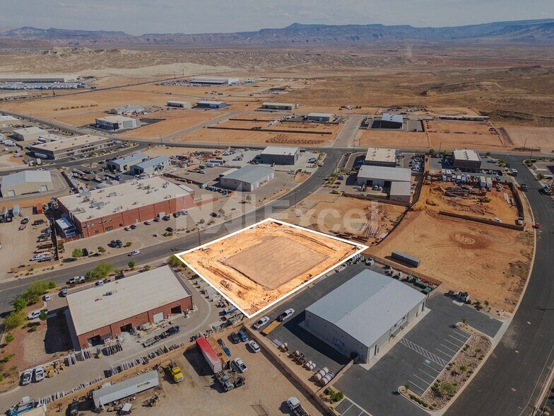 More Photos Of 4460 Commerce Dr, St George Manufacturing For Sale