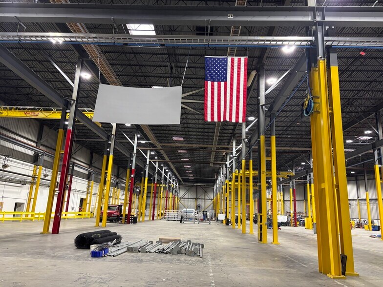 More Photos Of 330-339 S Warminster Rd, Hatboro Warehouse For Lease