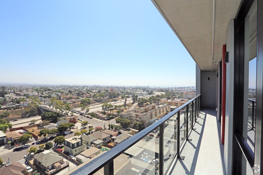 More Photos Of 1501 Island Ave, San Diego Apartments For Lease