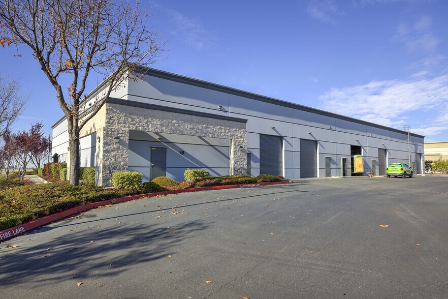 More Photos Of 1331 Aviation Blvd, Lincoln Warehouse For Sale