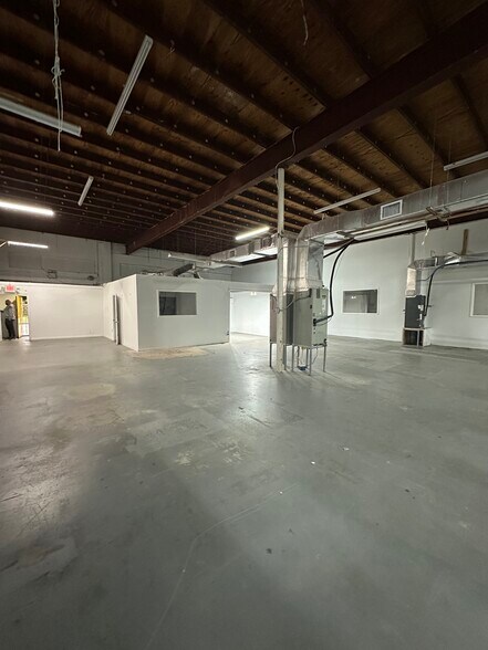 More Photos Of 5110 NW 2nd Ave, Miami Warehouse For Sale