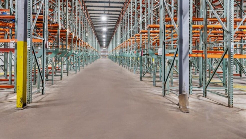 More Photos Of 2200 Lithonia Industrial Blvd, Lithonia Food Processing For Lease