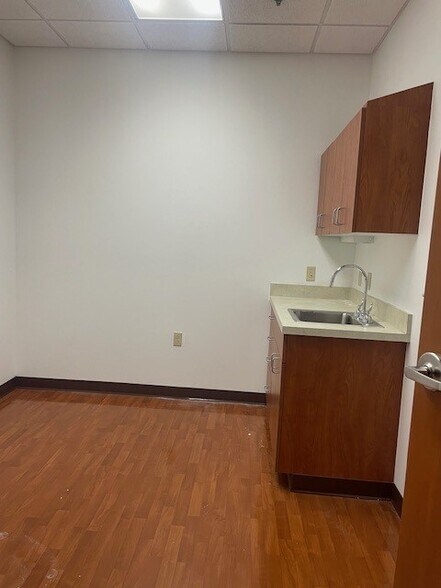 More Photos Of 6401 Prairie St, Norton Shores Medical For Lease