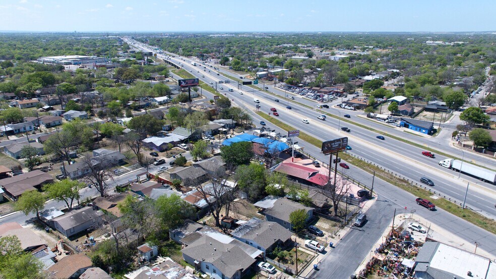 More Photos Of 5602 S IH 35, San Antonio Freestanding For Sale