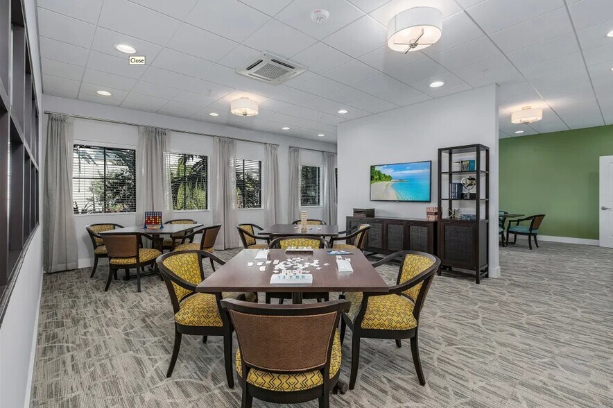 More Photos Of 1321 NE 24th Ave, Cape Coral Assisted Living For Sale