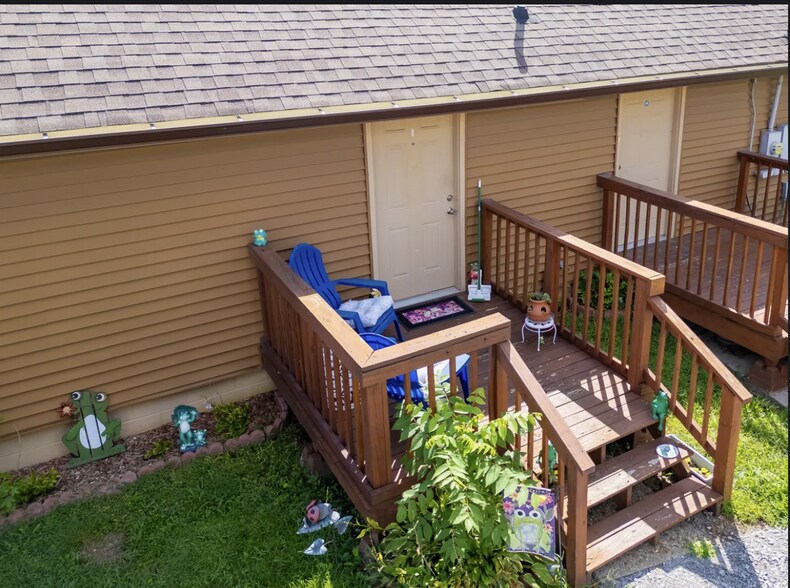 More Photos Of 1201 S Park Ave, Herrin Office For Sale