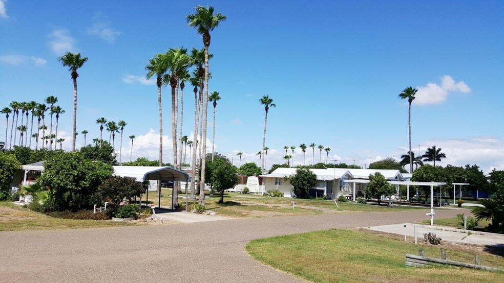 More Photos Of 1402 S International Blvd, Weslaco Manufactured Housing Mobile Home Park For Sale