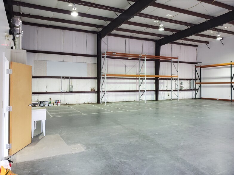 More Photos Of 541 Central Dr, Virginia Beach Unknown For Lease