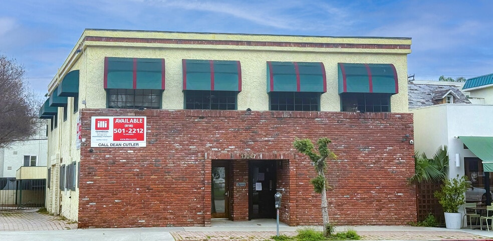 More Photos Of 13047 Ventura Blvd, Studio City Office For Sale