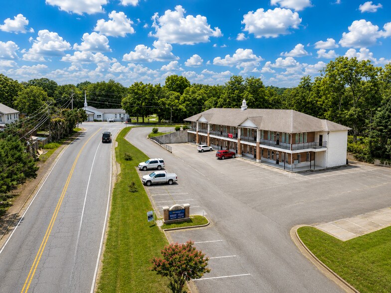 More Photos Of 4209 Oakwood Rd, Oakwood Office For Sale