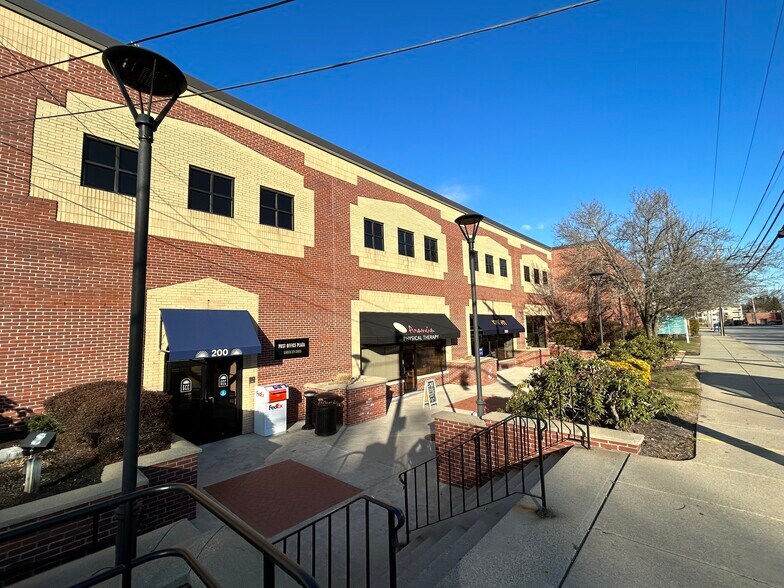 More Photos Of 100 Midway Rd, Cranston Unknown For Lease