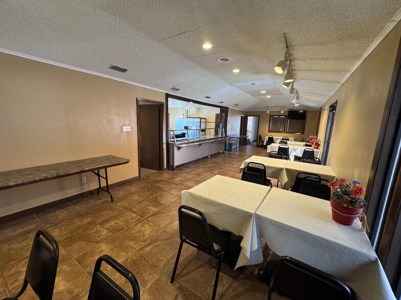 More Photos Of 10408 State Highway 64 E, Tyler Theater Concert Hall For Sale