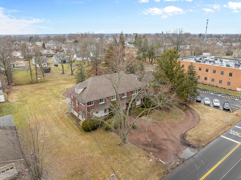 More Photos Of 203 Glamorgan St, Alliance Apartments For Sale