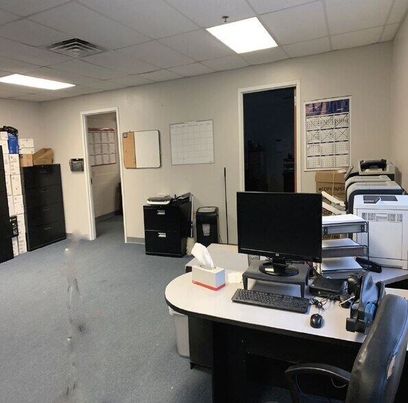 More Photos Of 1214 Morea Rd, Barnesville Manufacturing For Lease