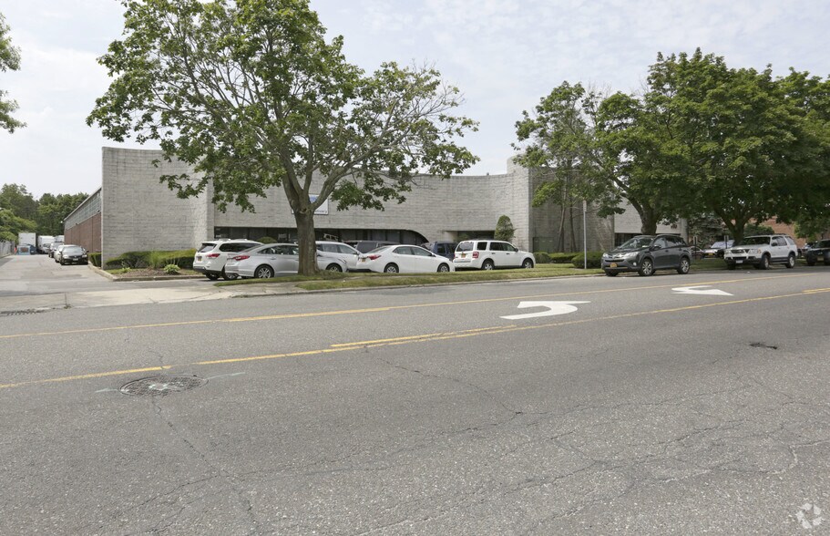 Primary Photo Of 217-225 Central Ave, Farmingdale Warehouse For Lease