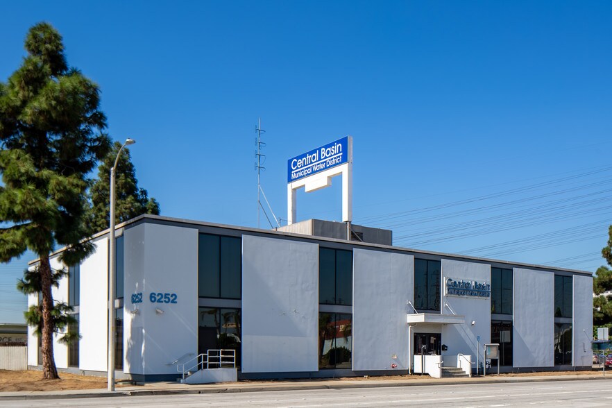 More Photos Of 6252 Telegraph Rd, Commerce Office For Lease