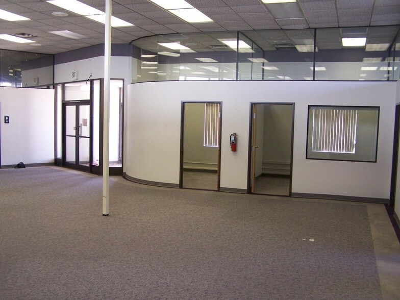 More Photos Of 1150 Matley Ln, Reno Flex For Lease