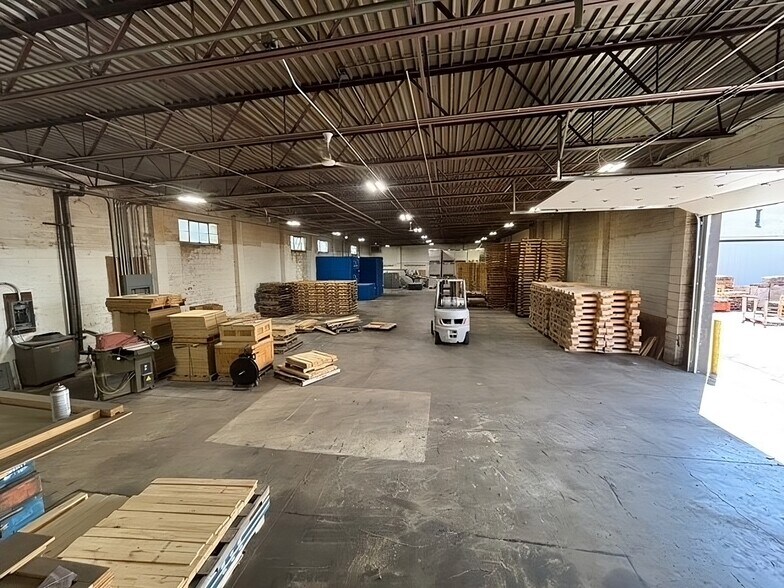 More Photos Of 6665 N Spiker Rd, Piqua Industrial For Lease