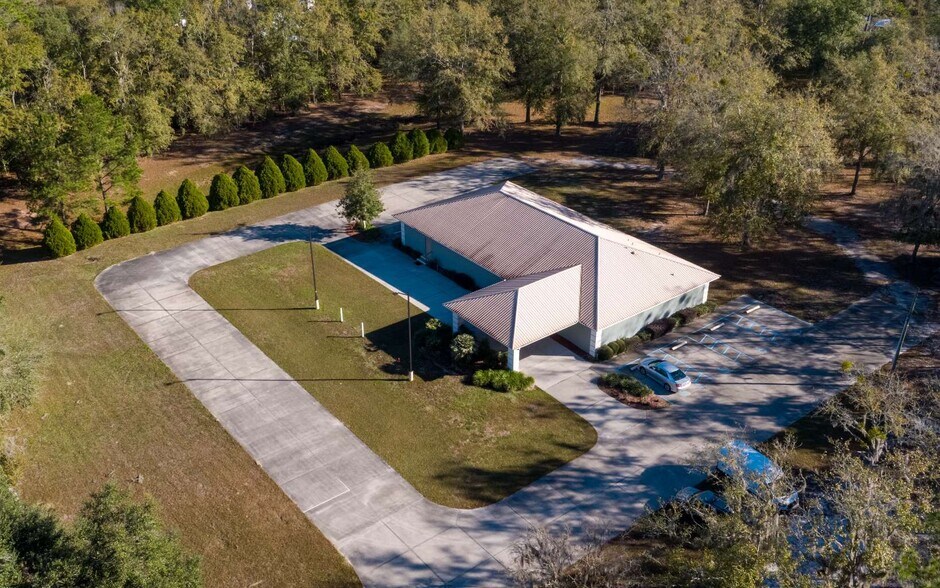 Primary Photo Of 4468 US Highway 129, Live Oak Religious Facility For Sale