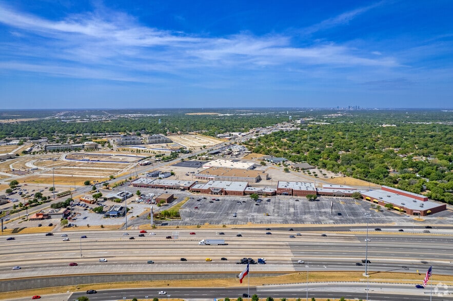 More Photos Of 7520-7640 NE Loop 820, North Richland Hills Unknown For Lease