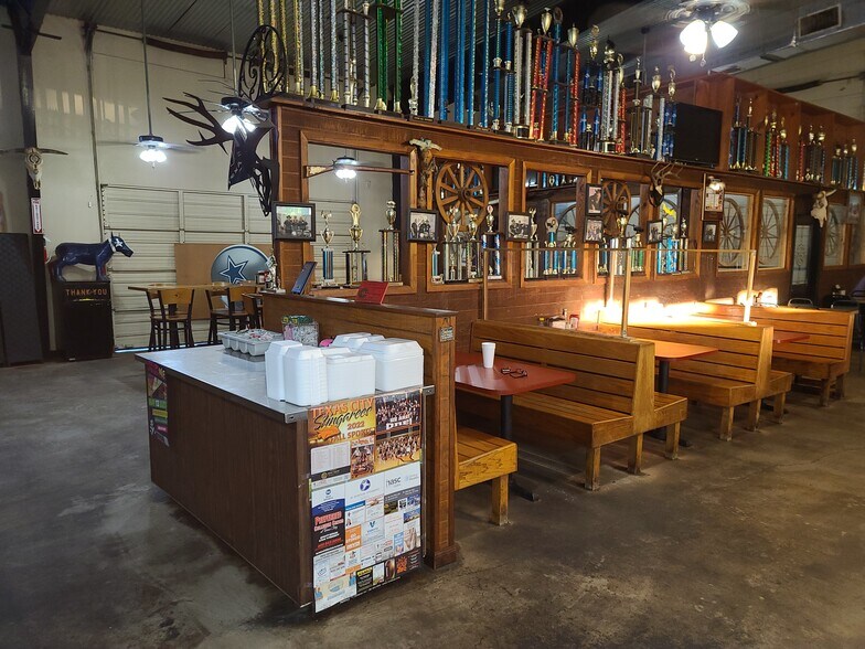 More Photos Of 2216 Gulf Fwy, La Marque Restaurant For Sale