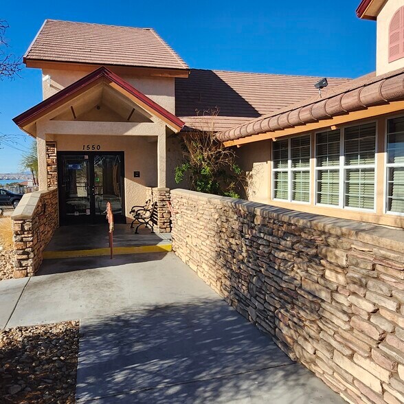 More Photos Of 1550 Palo Verde Blvd S, Lake Havasu City Restaurant For Lease