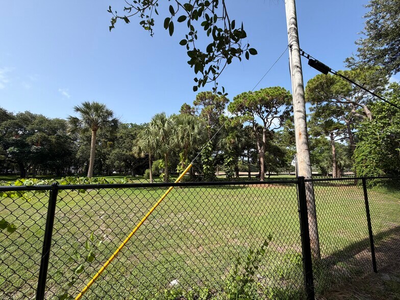 More Photos Of 450 E Royal Palm Rd, Boca Raton Land For Sale