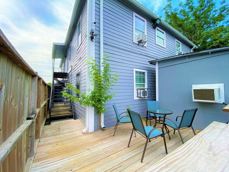 More Photos Of 3522 Sampson St, Houston Apartments For Sale