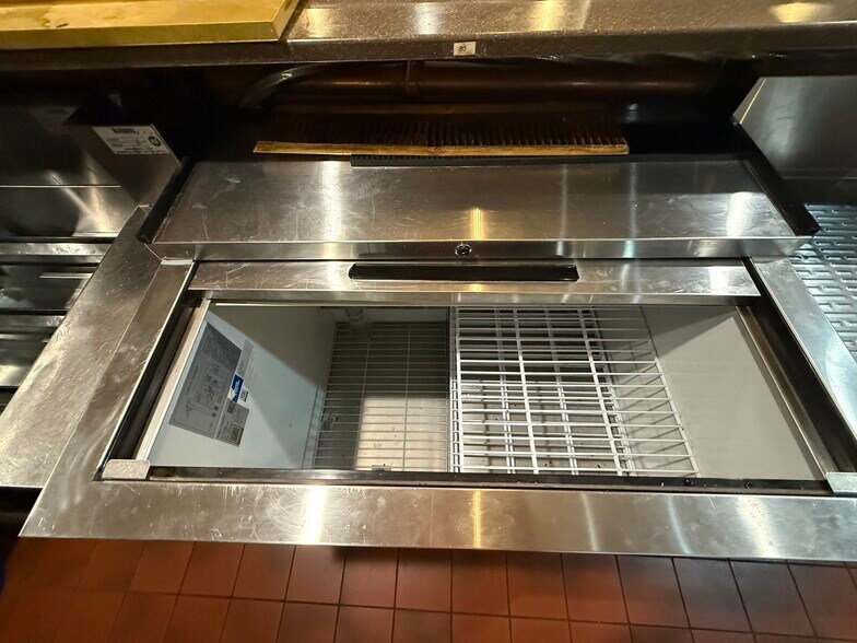 More Photos Of 249 Main St, Rutland Apartments For Lease