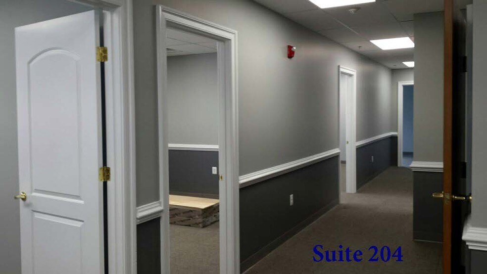 More Photos Of 23076 Three Notch Rd, California Office For Lease