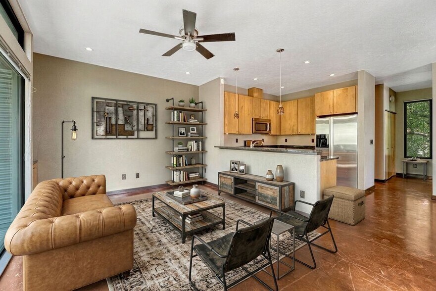 More Photos Of 823 E Cucharras St, Colorado Springs Multifamily For Sale