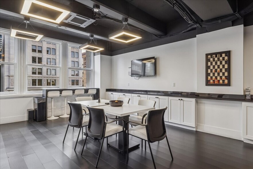 More Photos Of 68 S Main St, Salt Lake City Office For Sale