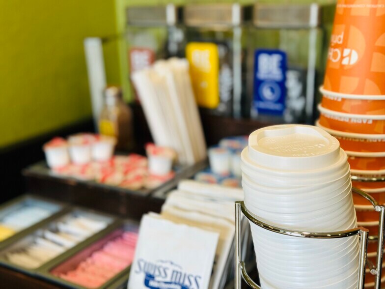 More Photos Of 4450 Rhea County Hwy, Dayton Hotel For Sale