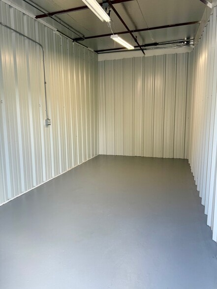 More Photos Of 540 N State Road 434, Altamonte Springs Self Storage For Sale
