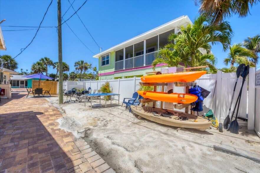 More Photos Of 115 Friendship Ln, Englewood Apartments For Sale
