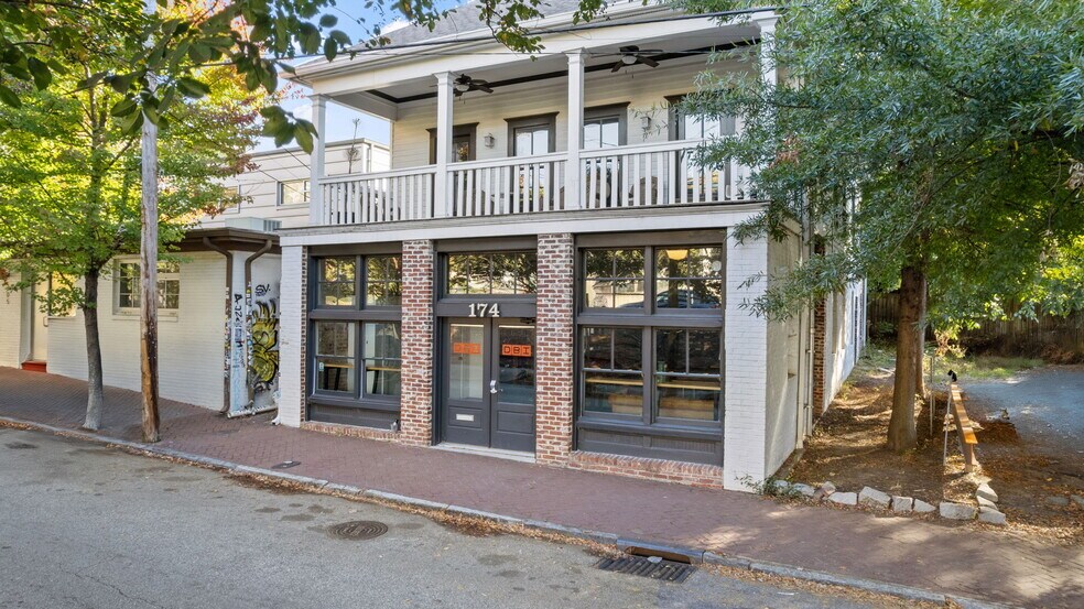 More Photos Of 174 Carroll St SE, Atlanta Loft Creative Space For Lease