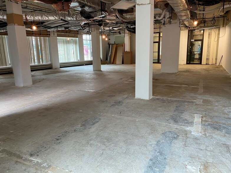 More Photos Of 466 Main St, New Rochelle Medical For Lease