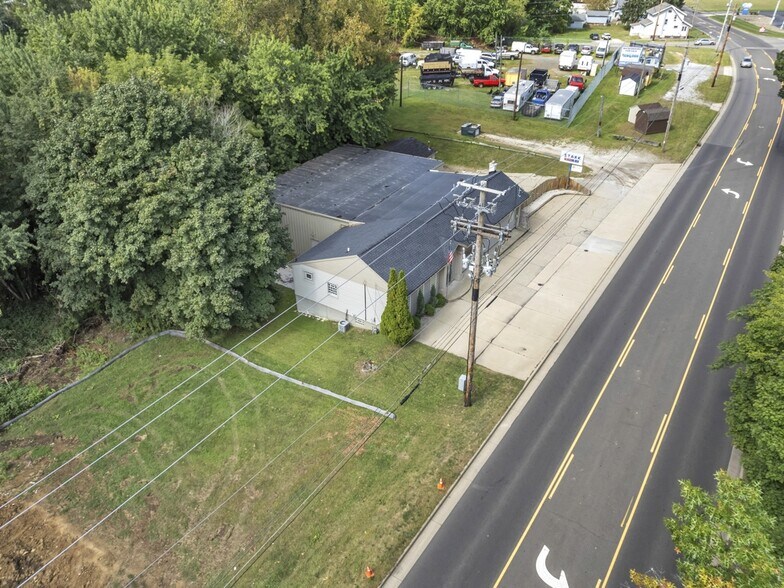 More Photos Of 4018 12th St NW, Canton Light Manufacturing For Sale