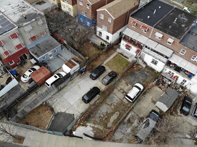 More Photos Of 1717 Sexton Pl, Bronx Land For Sale