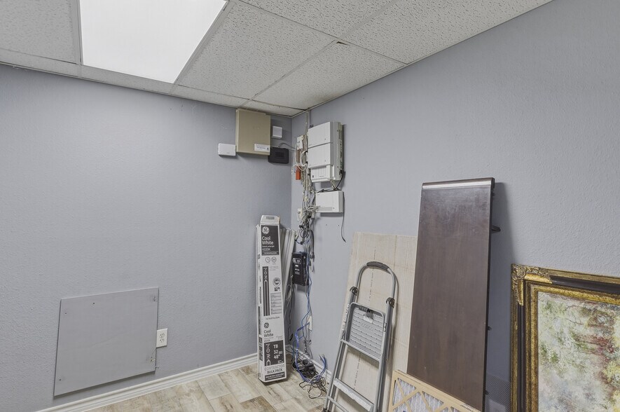 More Photos Of 32402 Tamina Rd, Magnolia Warehouse For Sale