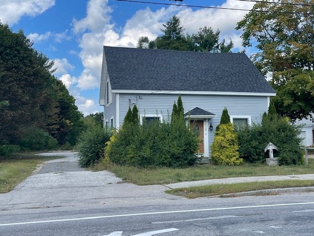 Primary Photo Of 25 Main St, Gray Apartments For Sale