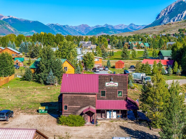 More Photos Of 81 Gillaspey Ave, Crested Butte General Retail For Sale